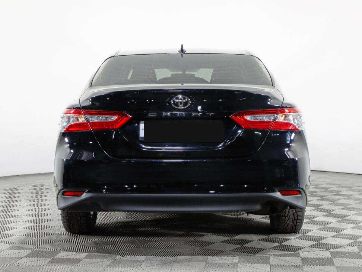 Toyota Camry 2019 года с пробегом. Фото: #4