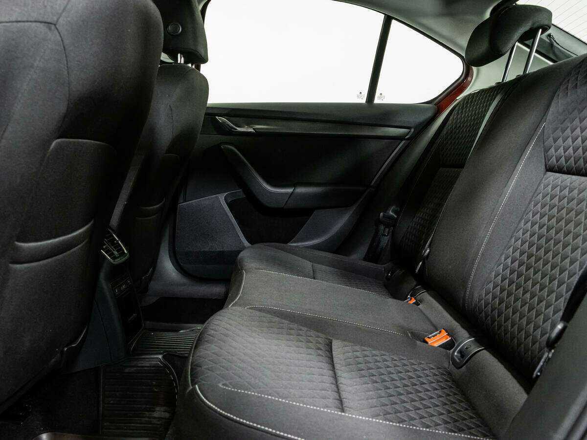 Skoda Octavia 2018 года с пробегом. Фото: #9