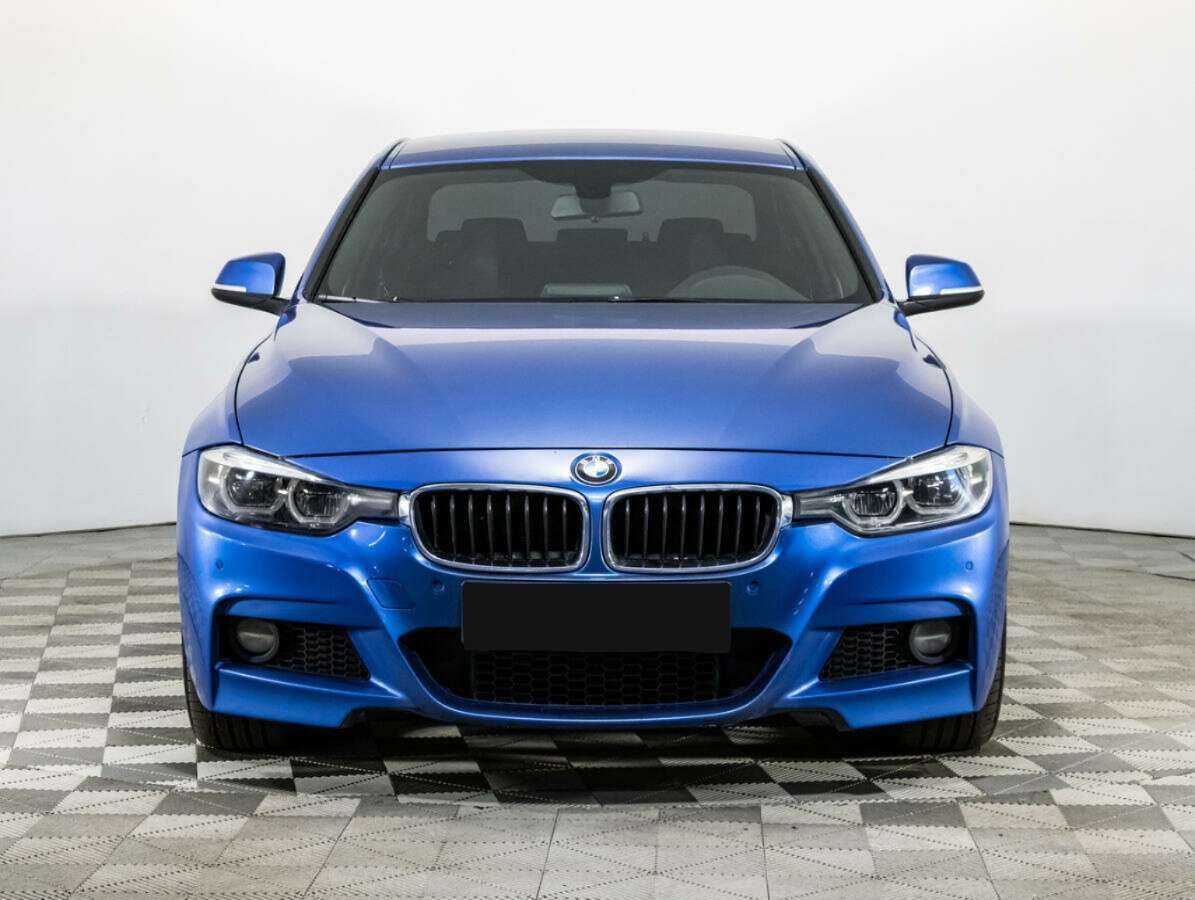 BMW 3 серии 2017 года с пробегом. Фото: #1