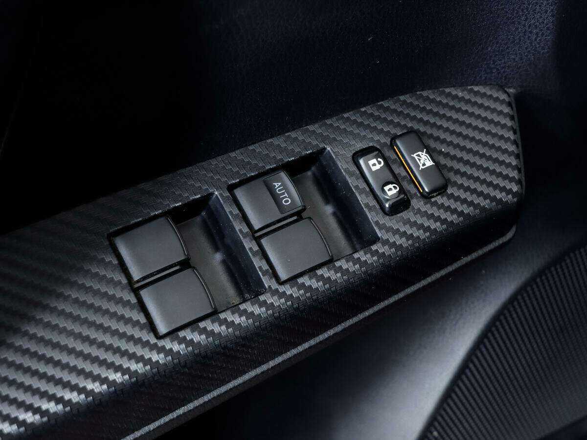 Toyota RAV4 2015 года с пробегом. Фото: #9