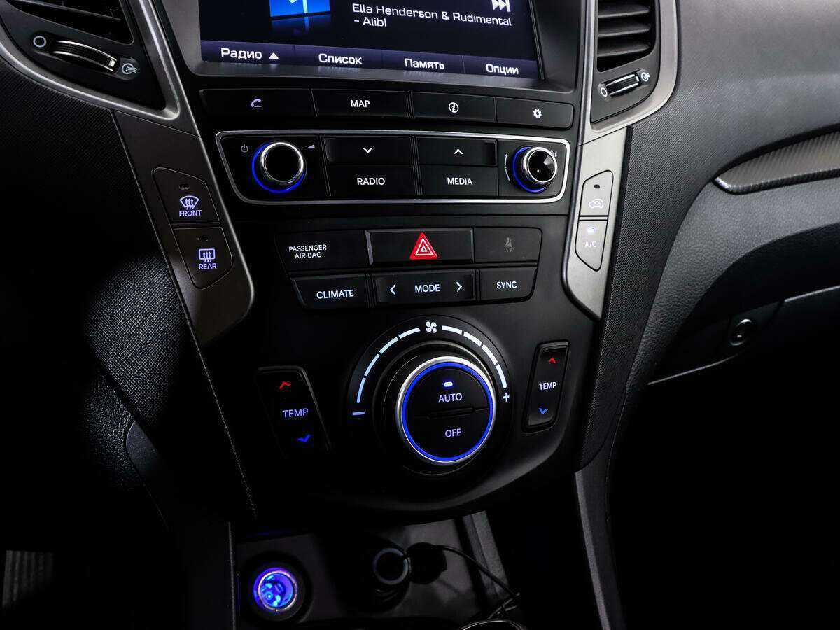 Hyundai Santa Fe 2018 года с пробегом. Фото: #14