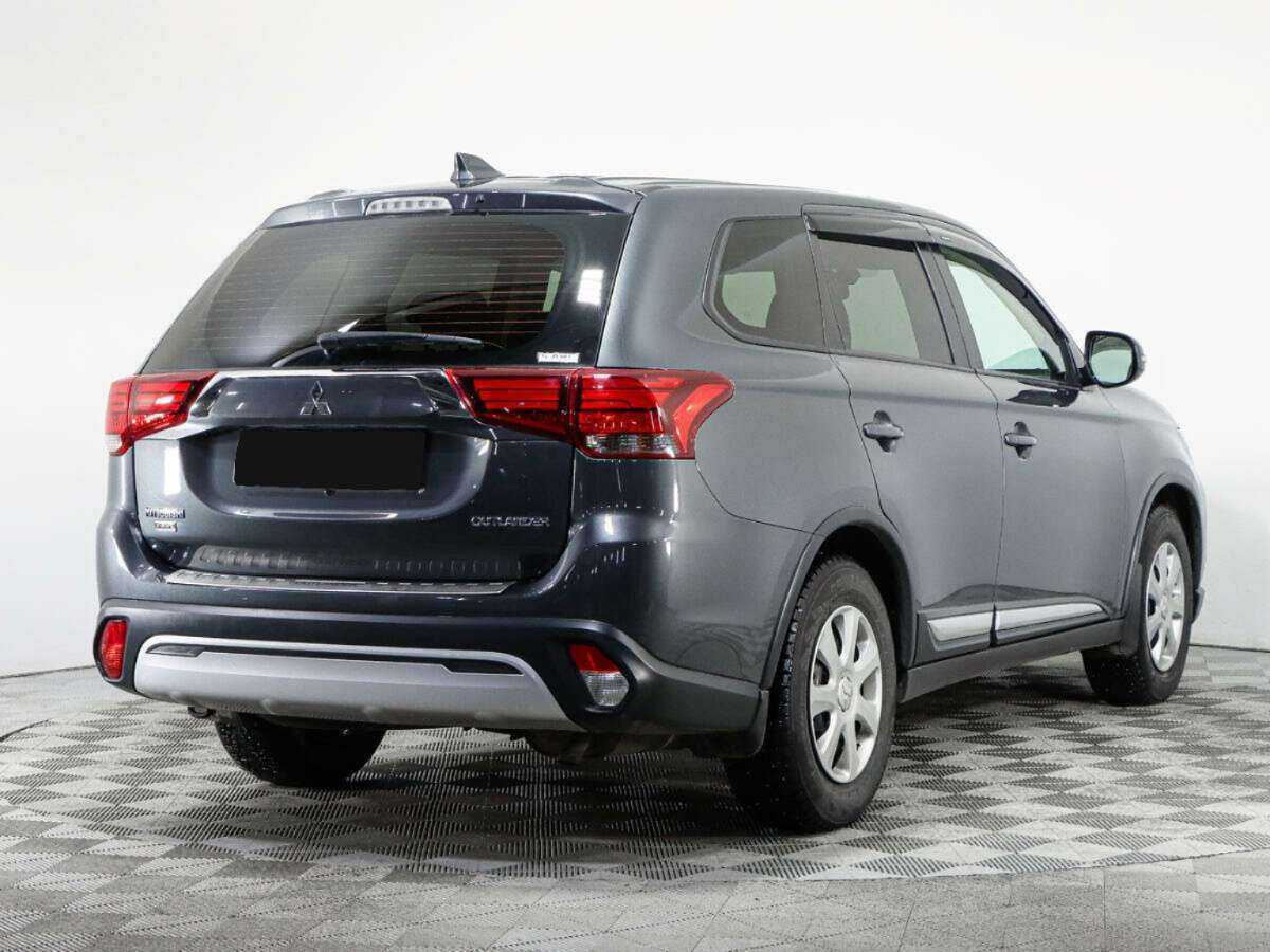 Mitsubishi Outlander 2019 года с пробегом. Фото: #4