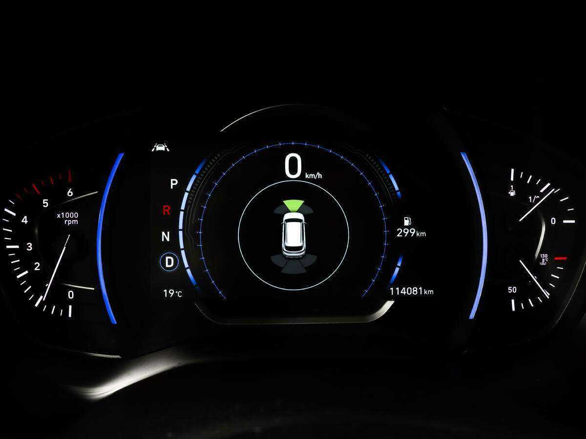 Hyundai Santa Fe 2019 года с пробегом. Фото: #24