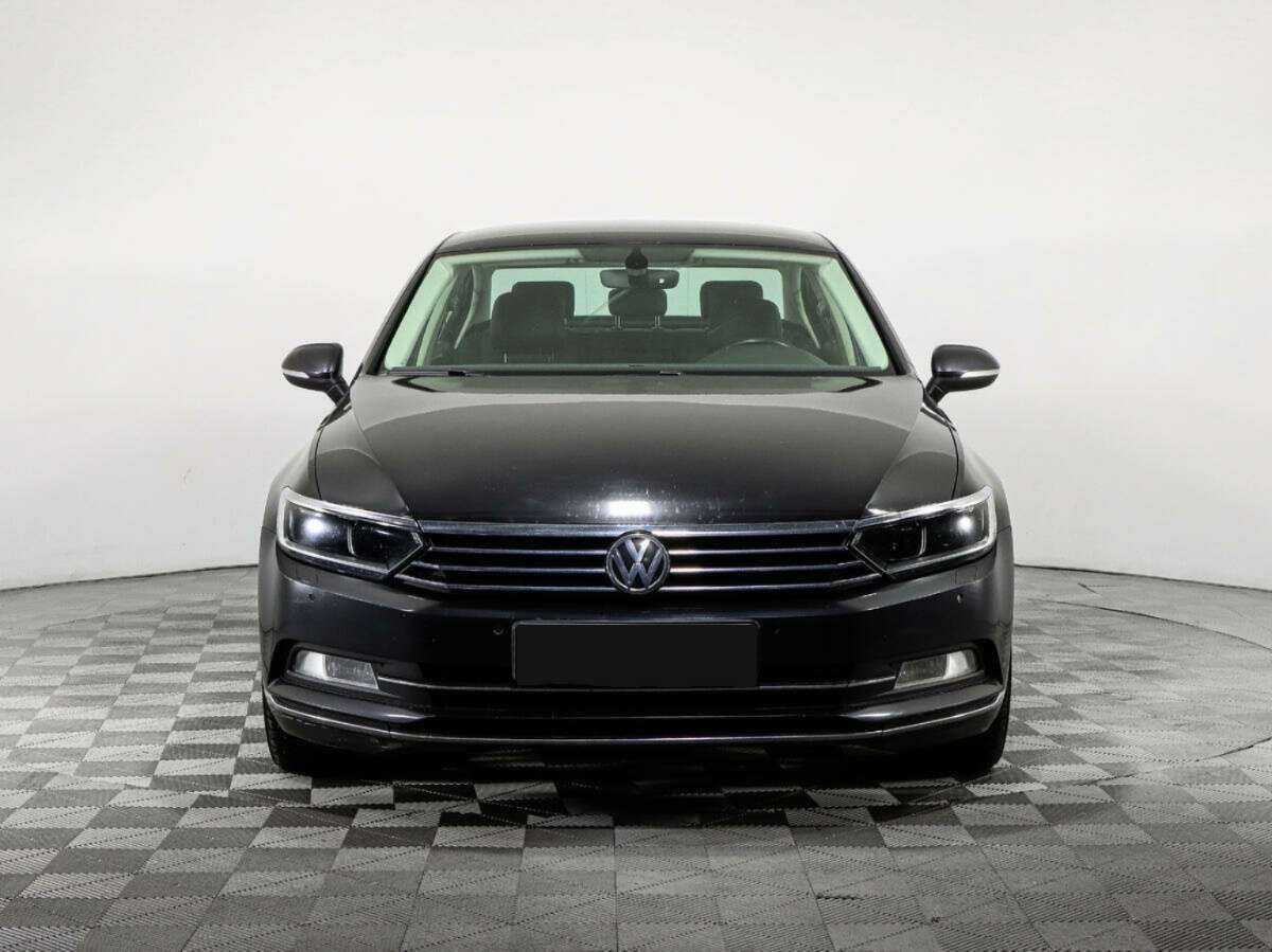 Volkswagen Passat 2016 года с пробегом. Фото: #1