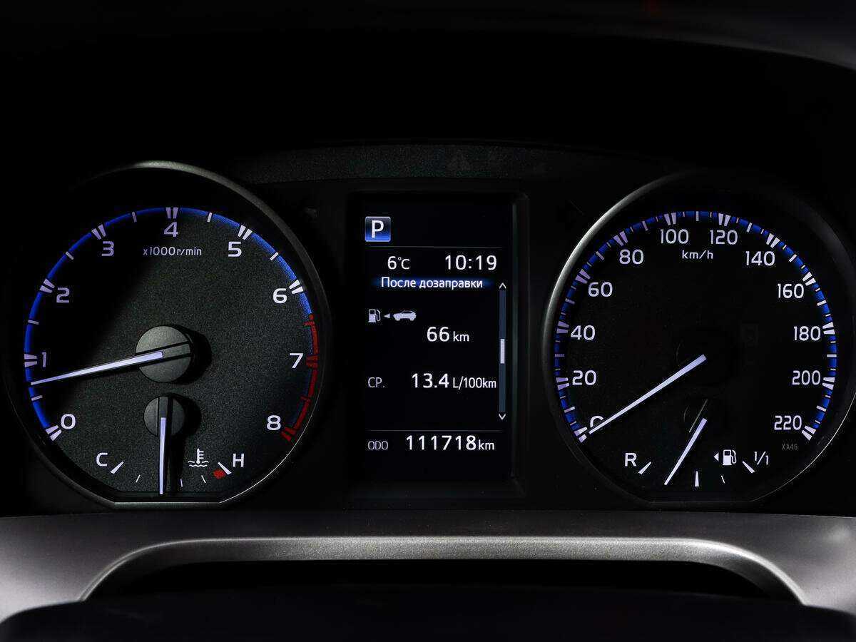 Toyota RAV4 2015 года с пробегом. Фото: #11