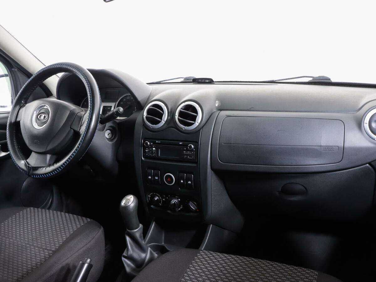 Б/У Лада (ВАЗ) Ларгус 2013 года. Фото: #6