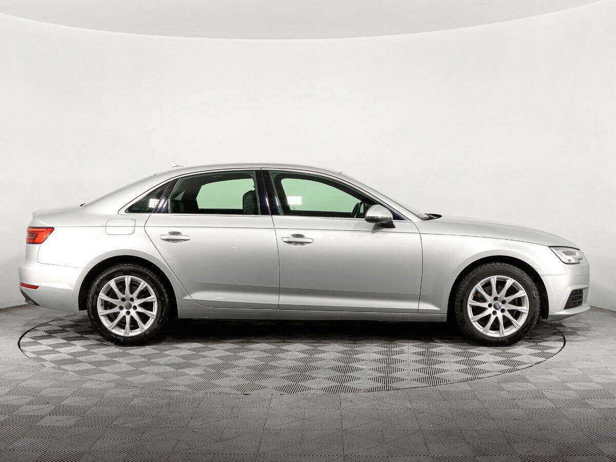 Audi A4 2017 года с пробегом. Фото: #3
