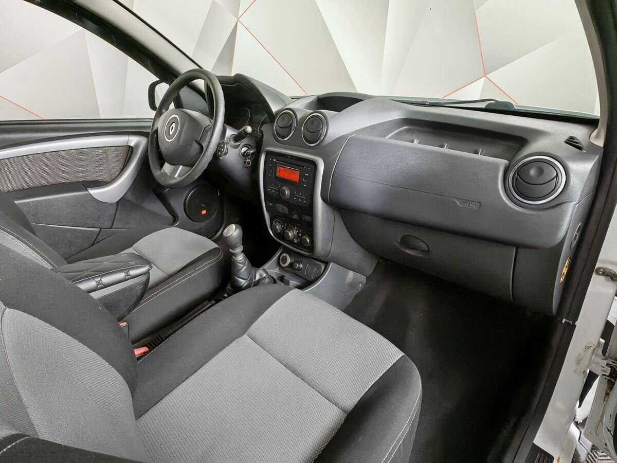 Renault Duster 2012 года с пробегом. Фото: #8