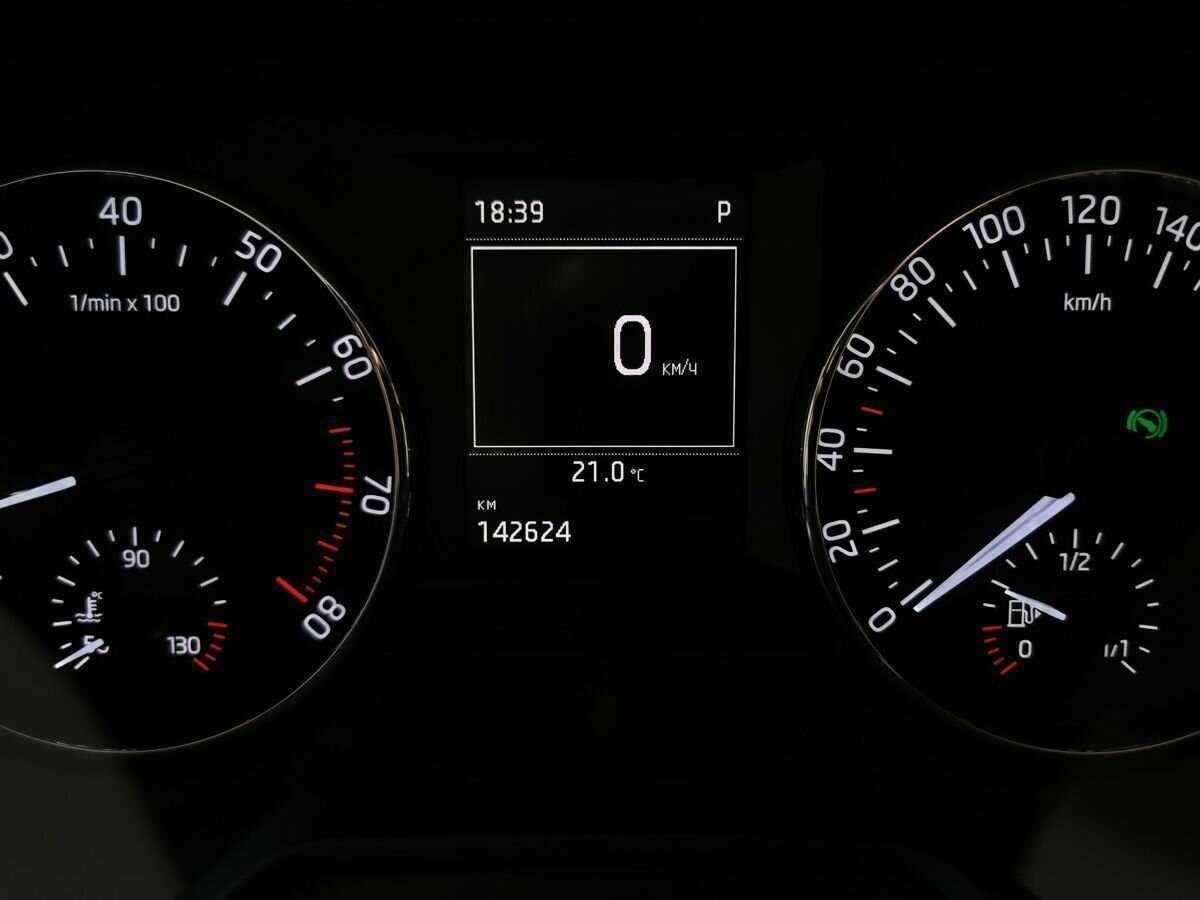 Skoda Octavia 2013 года с пробегом. Фото: #17