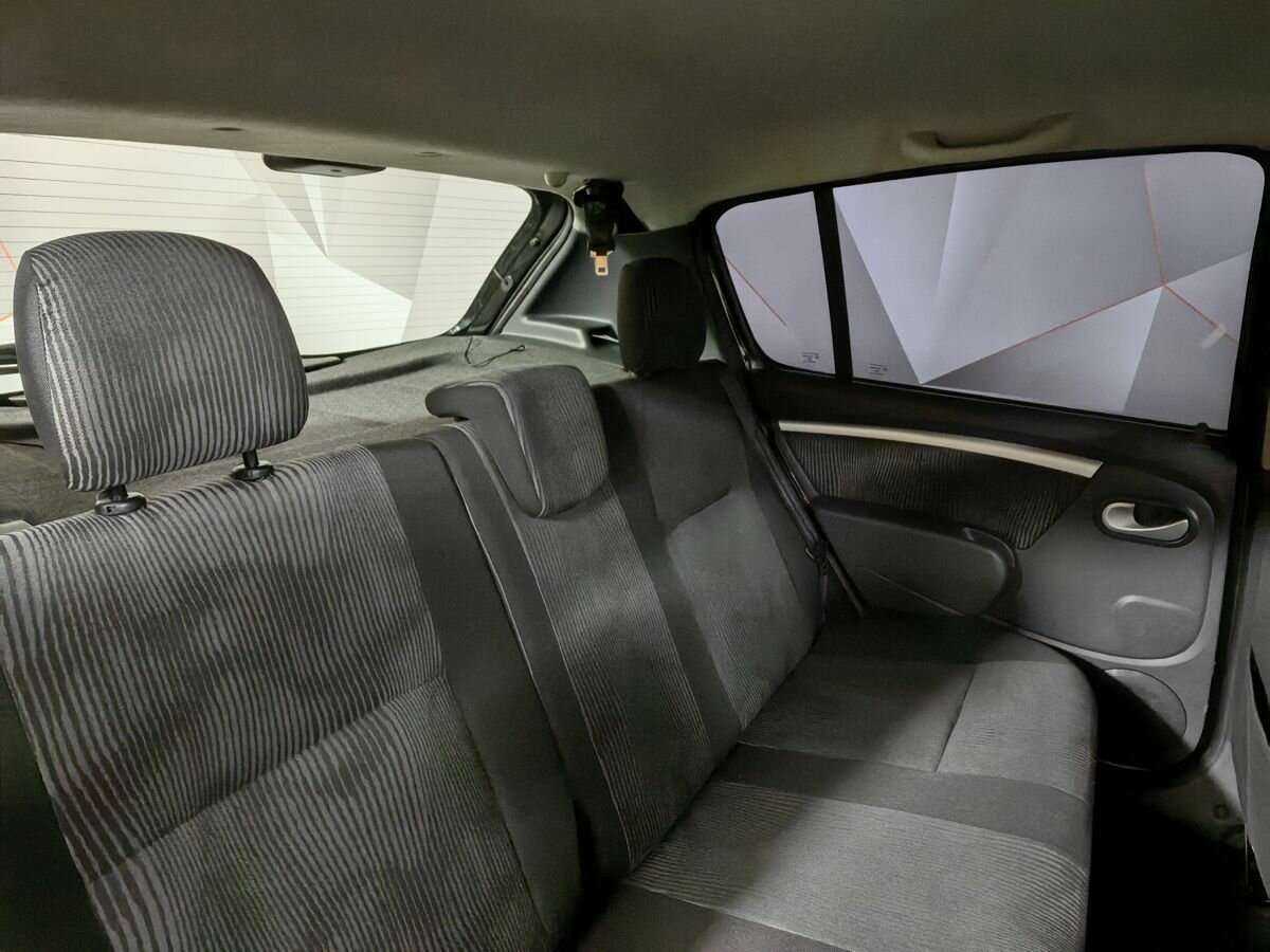 Renault Sandero 2013 года с пробегом. Фото: #9