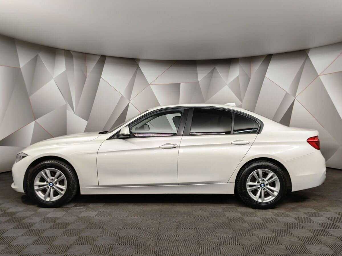 BMW 3 серии 2018 года с пробегом. Фото: #4