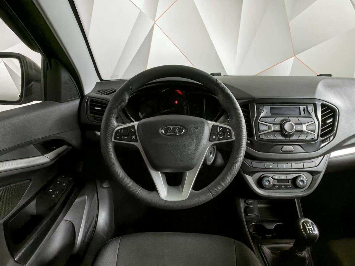 Lada (ВАЗ) Vesta 2021 года с пробегом. Фото: #14