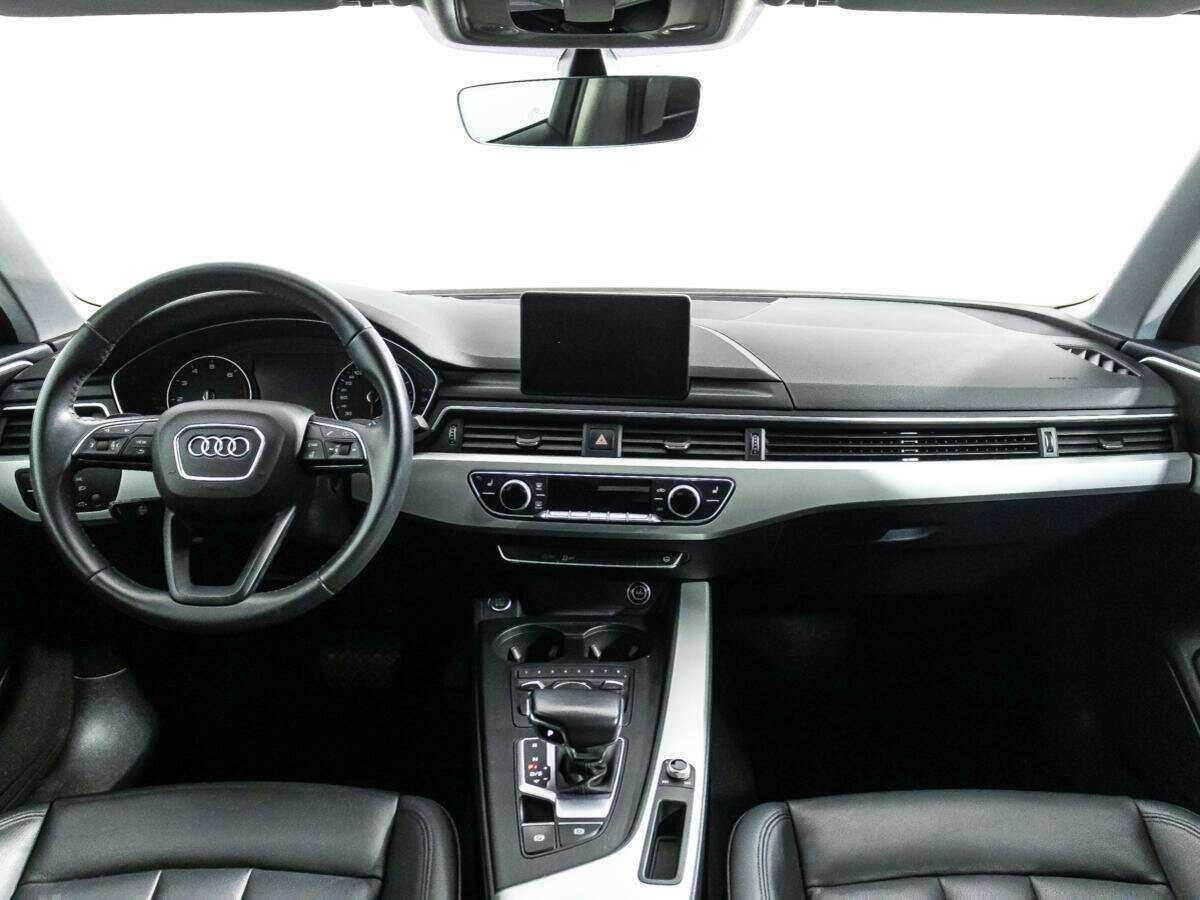 Audi A4 2018 года с пробегом. Фото: #12