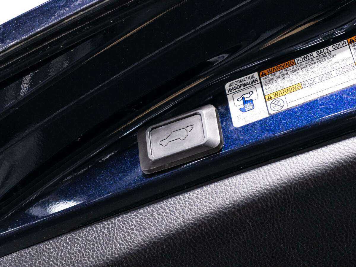 Toyota RAV4 2018 года с пробегом. Фото: #14