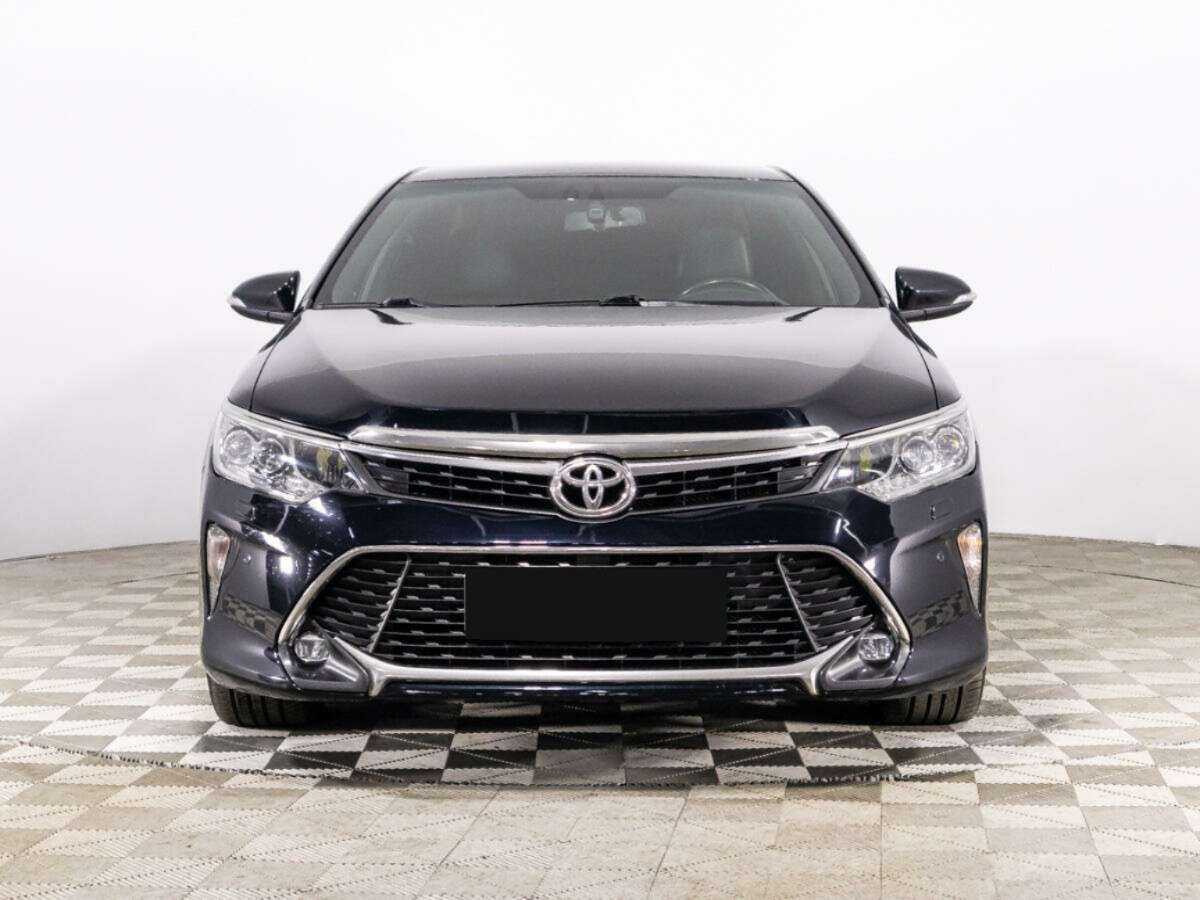 Toyota Camry 2017 года с пробегом. Фото: #1