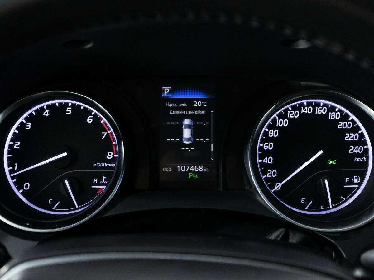 Toyota Camry 2018 года с пробегом. Фото: #11
