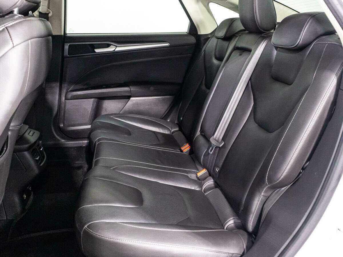 Ford Mondeo 2017 года с пробегом. Фото: #8