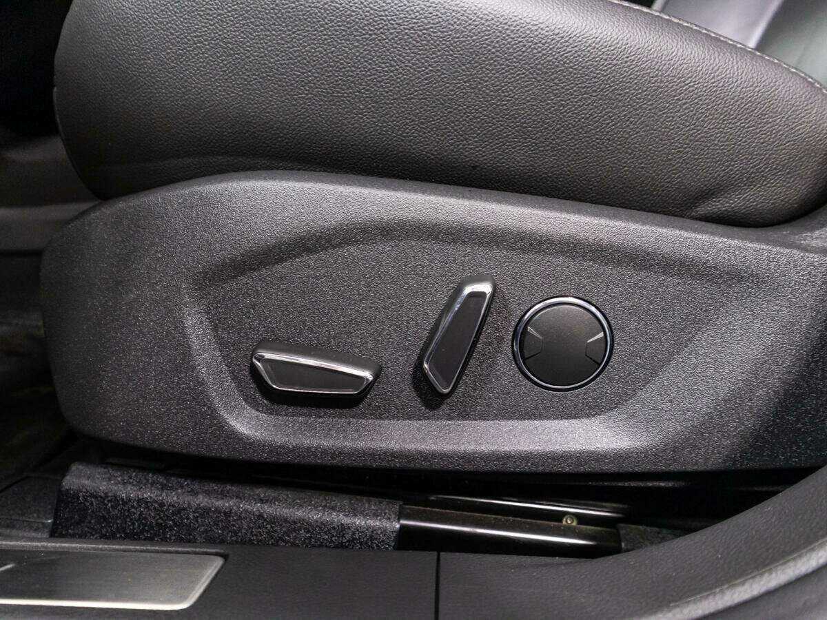 Ford Mondeo 2017 года с пробегом. Фото: #14