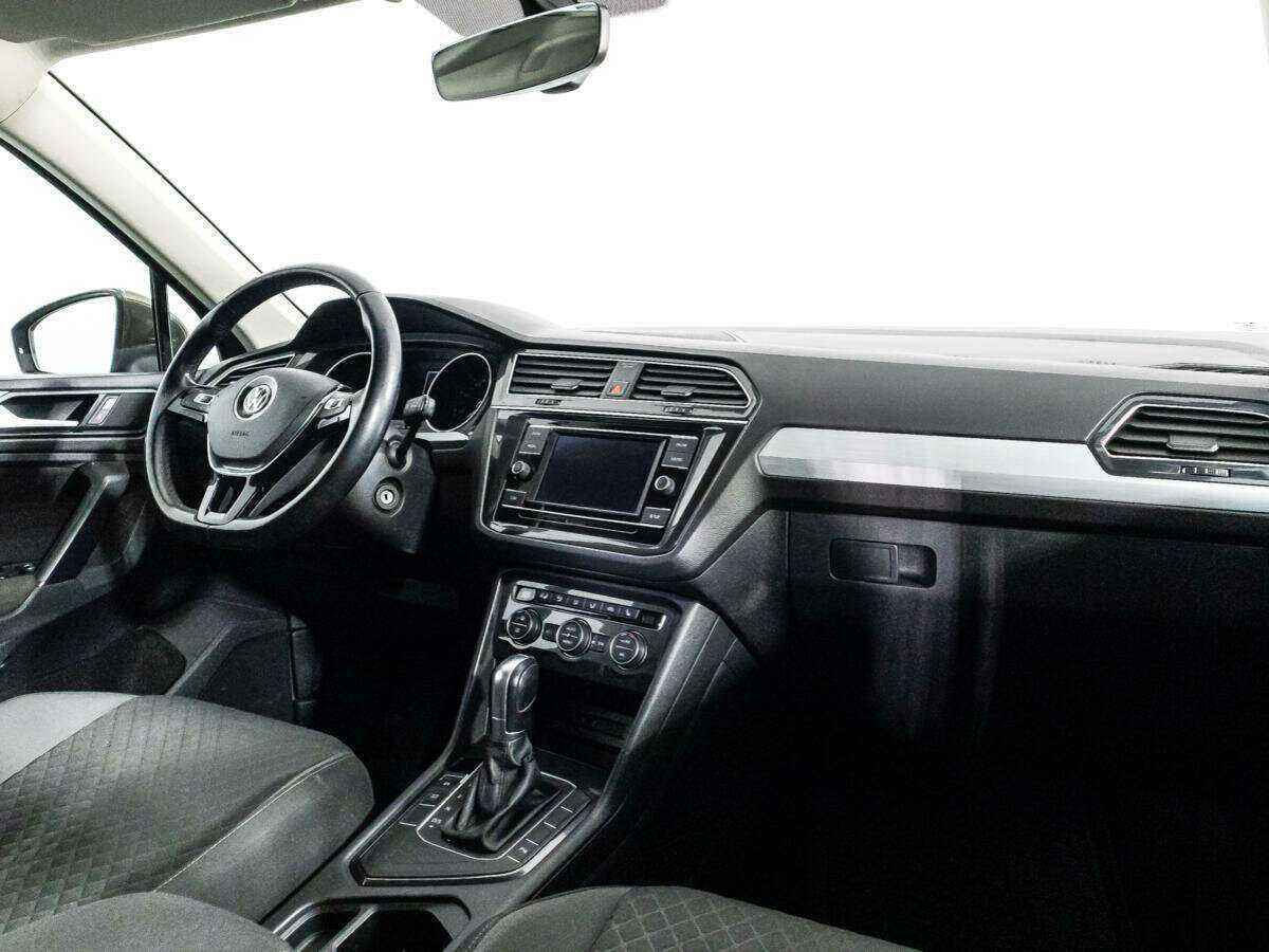 Volkswagen Tiguan 2017 года с пробегом. Фото: #8