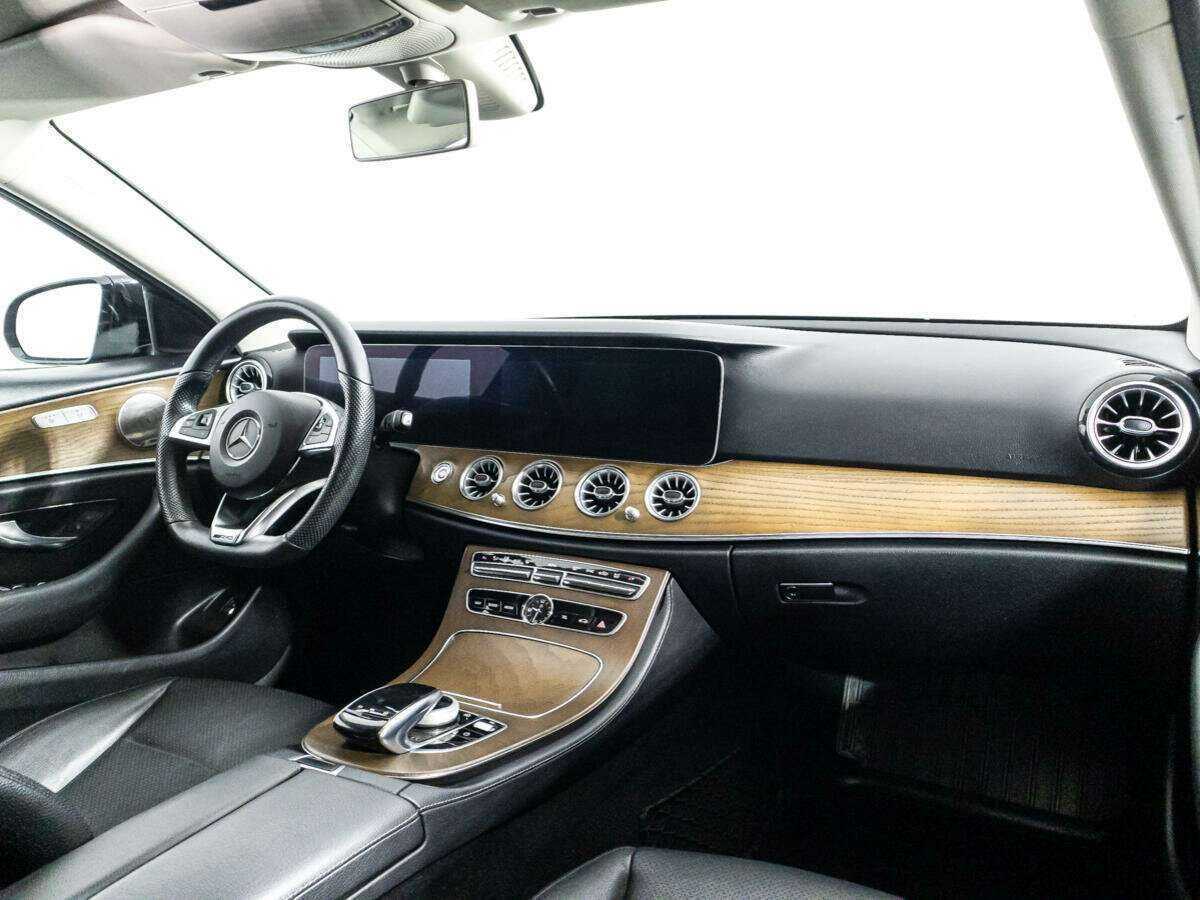 Mercedes-Benz E-Класс 2017 года с пробегом. Фото: #8