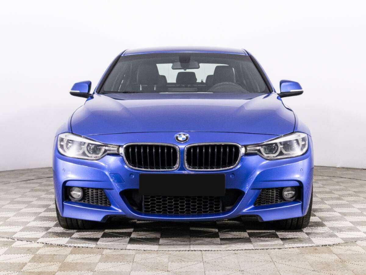 BMW 3 серии 2018 года с пробегом. Фото: #1