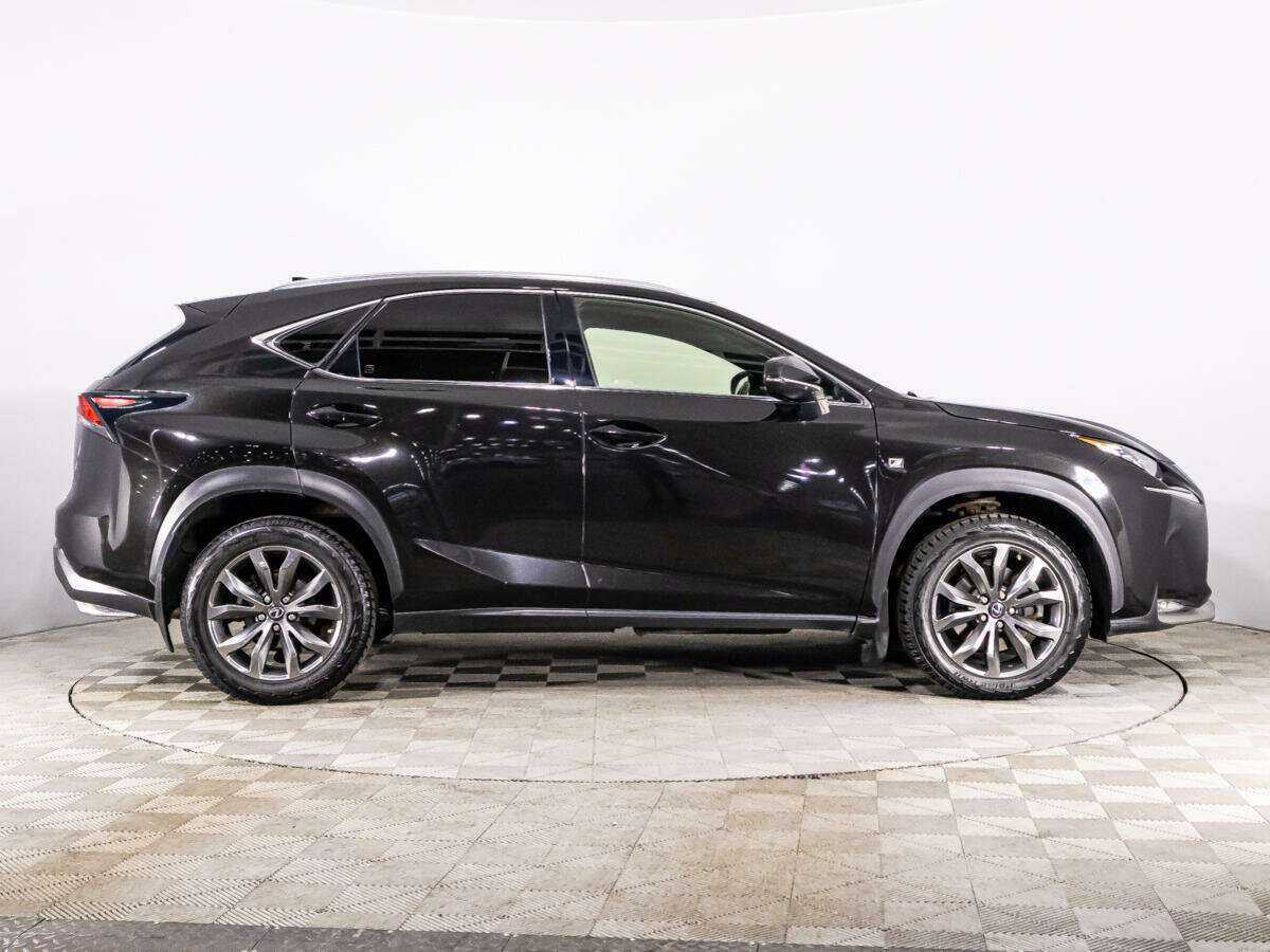 Lexus NX 2015 года с пробегом. Фото: #3
