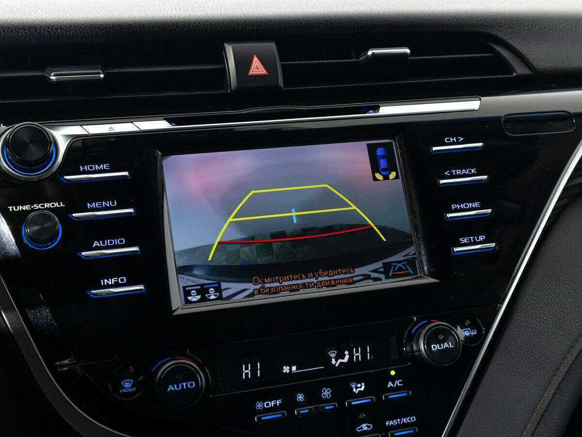 Toyota Camry 2018 года с пробегом. Фото: #16