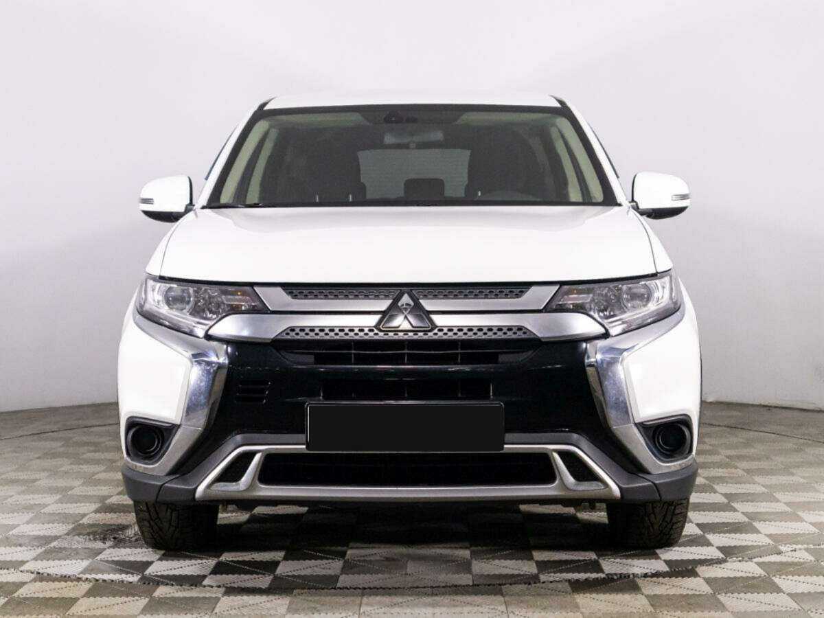 Mitsubishi Outlander 2019 года с пробегом. Фото: #1