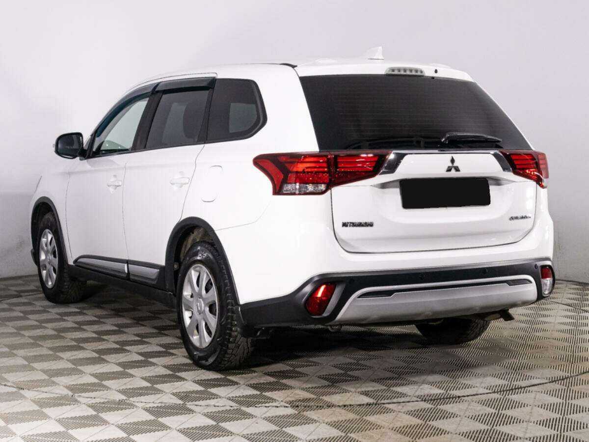 Mitsubishi Outlander 2019 года с пробегом. Фото: #6