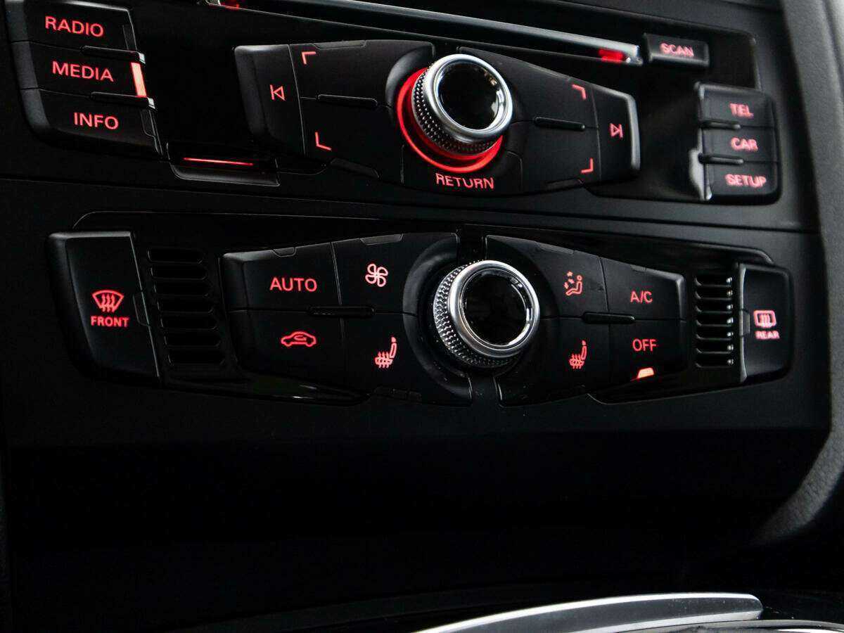 Audi A4 2015 года с пробегом. Фото: #15