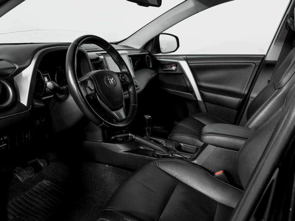 Toyota RAV4 2016 года с пробегом. Фото: #15