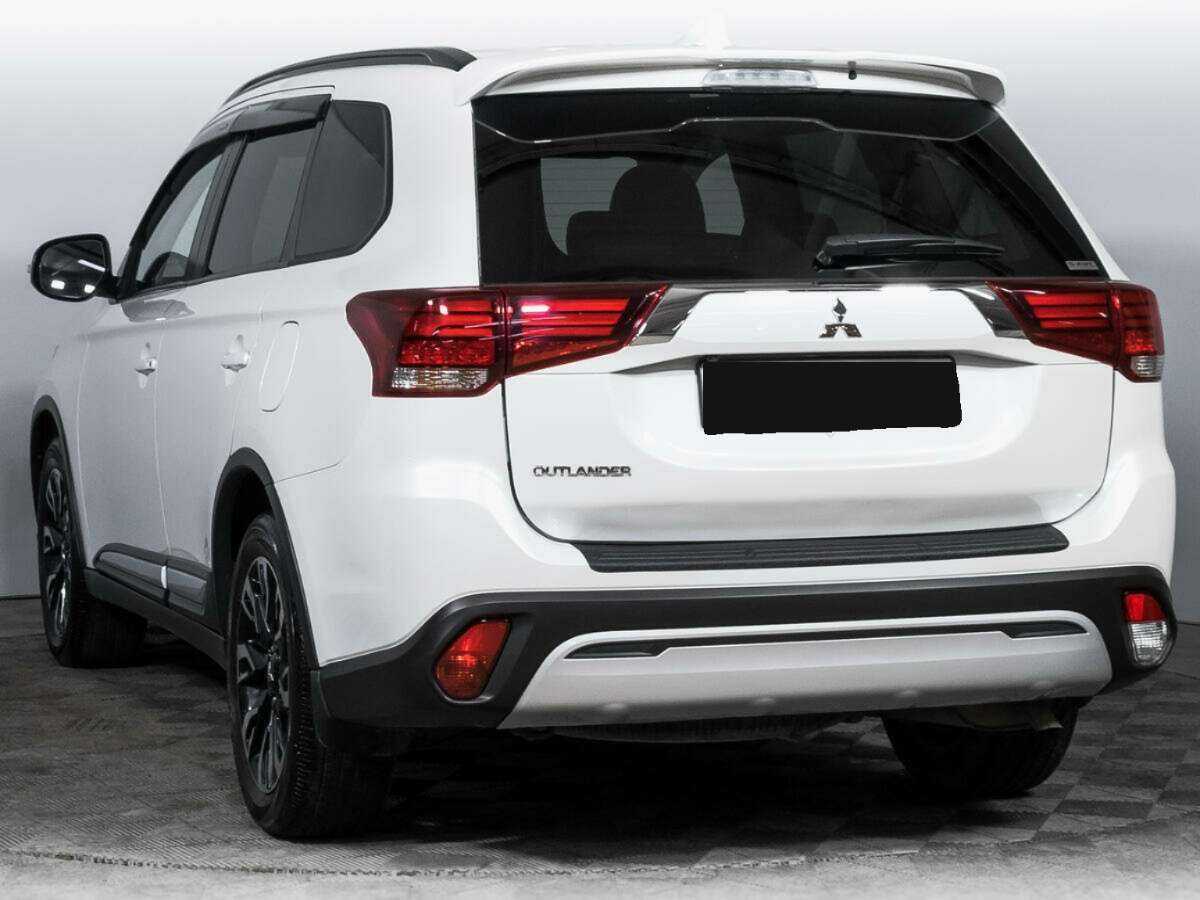 Mitsubishi Outlander 2021 года с пробегом. Фото: #6
