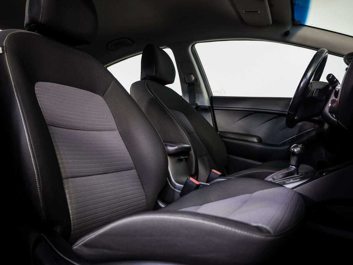 Kia Cerato 2015 года с пробегом. Фото: #10