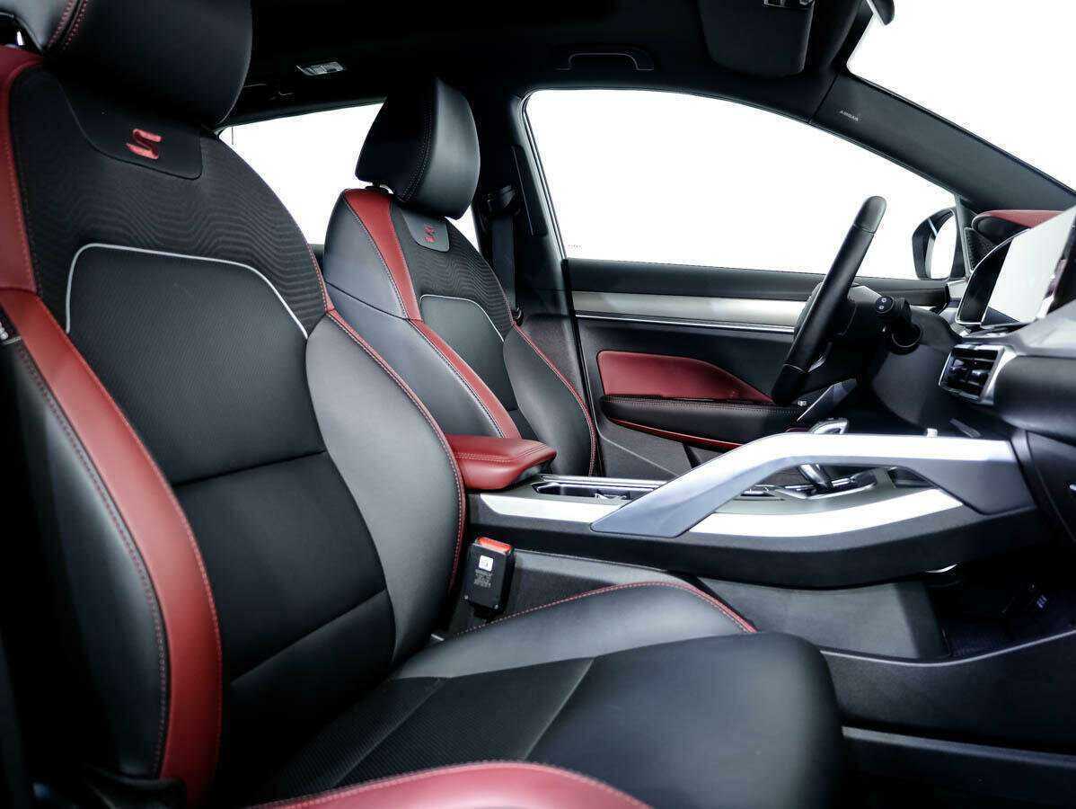 Geely Coolray 2021 года с пробегом. Фото: #11