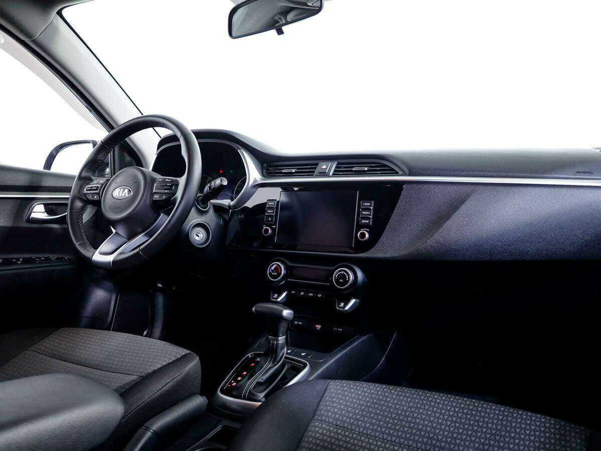 Kia Rio 2021 года с пробегом. Фото: #7