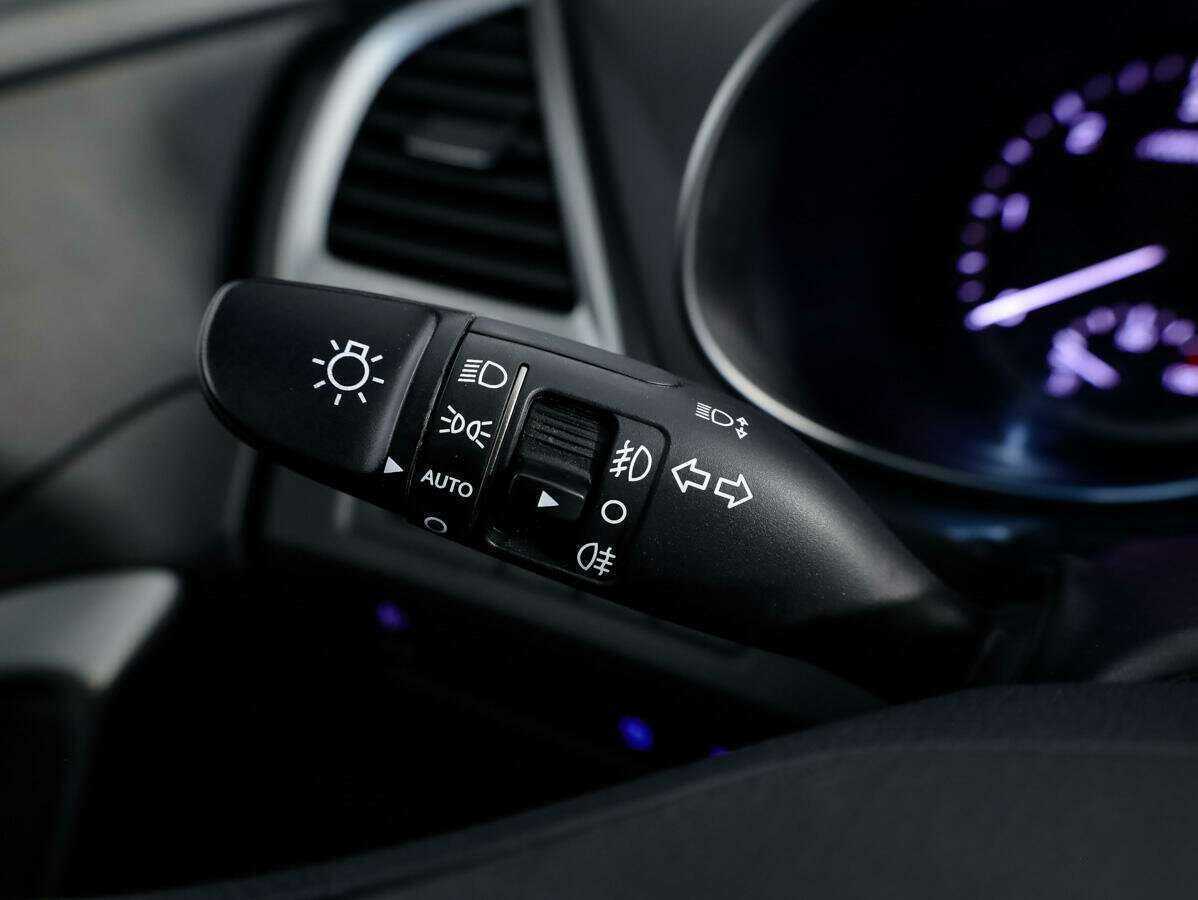 Hyundai Santa Fe 2017 года с пробегом. Фото: #16