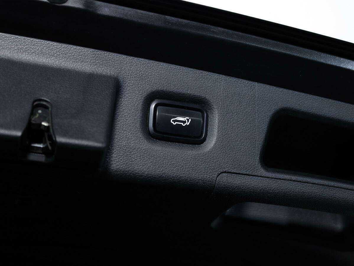 Hyundai Santa Fe 2020 года с пробегом. Фото: #6