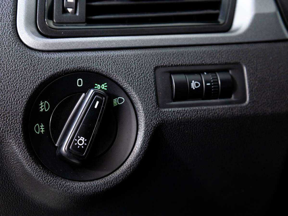 Skoda Rapid 2017 года с пробегом. Фото: #14