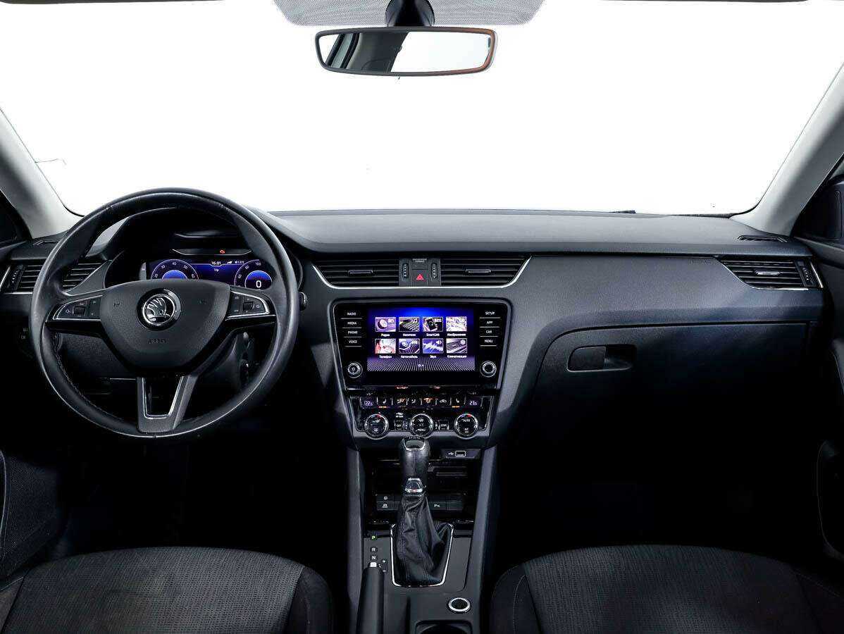 Skoda Octavia 2019 года с пробегом. Фото: #10