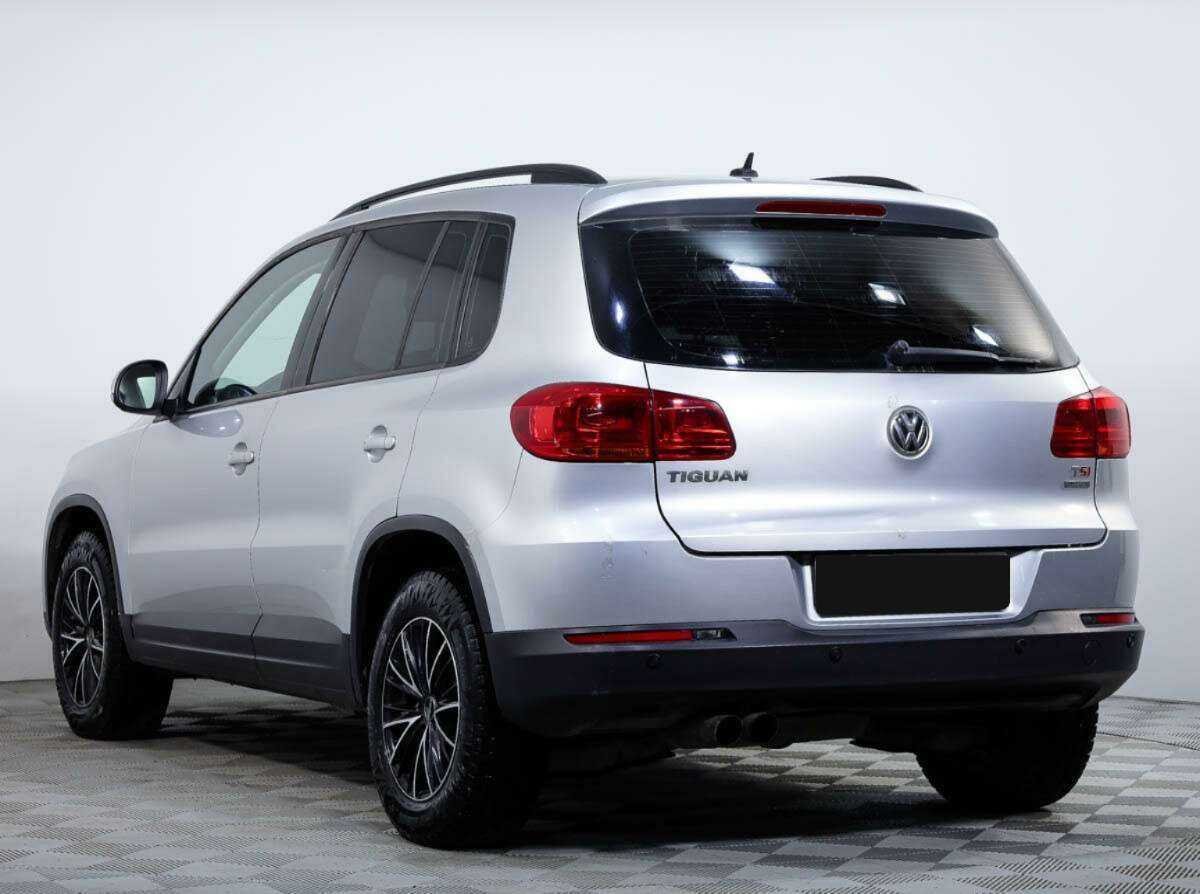 Volkswagen Tiguan 2012 года с пробегом. Фото: #3