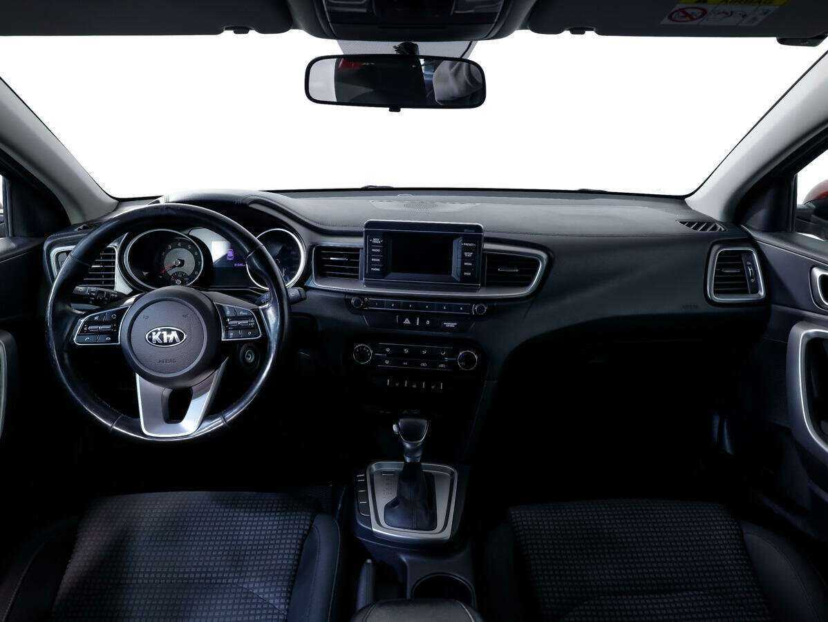Kia Ceed 2019 года с пробегом. Фото: #8