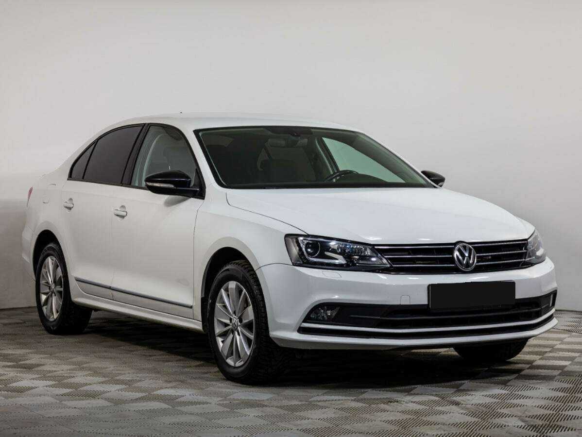 Volkswagen Jetta 2017 года с пробегом. Фото: #1