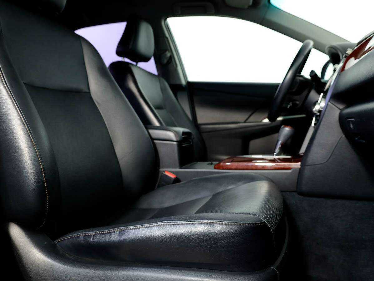 Toyota Camry 2013 года с пробегом. Фото: #11