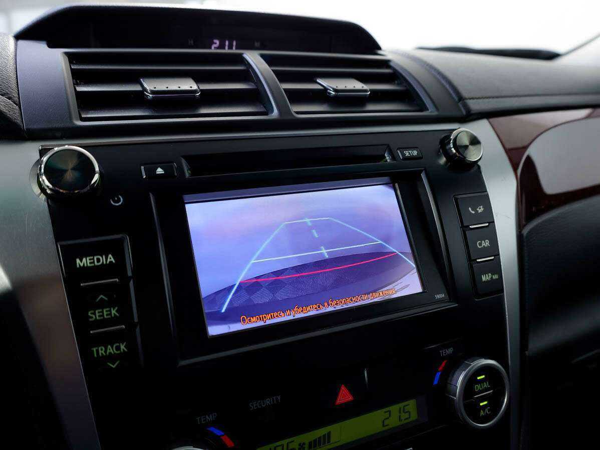 Toyota Camry 2013 года с пробегом. Фото: #14