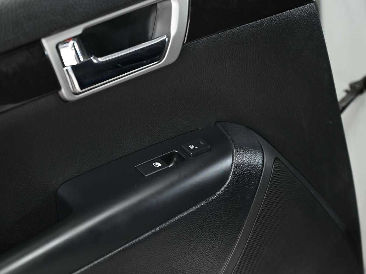 Kia Mohave 2012 года с пробегом. Фото: #11