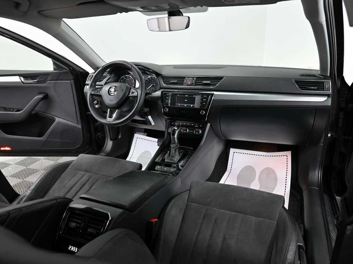 Skoda Superb 2016 года с пробегом. Фото: #4