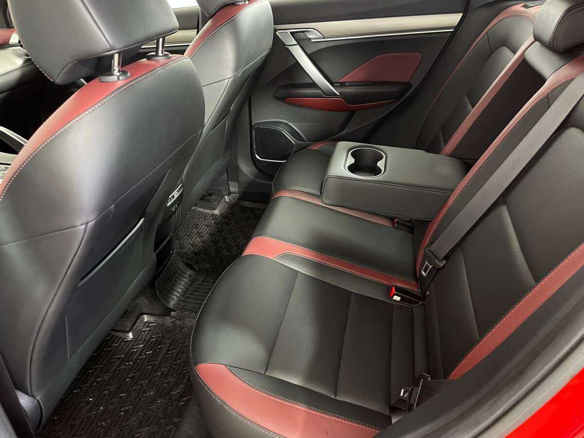 Geely Coolray 2020 года с пробегом. Фото: #22