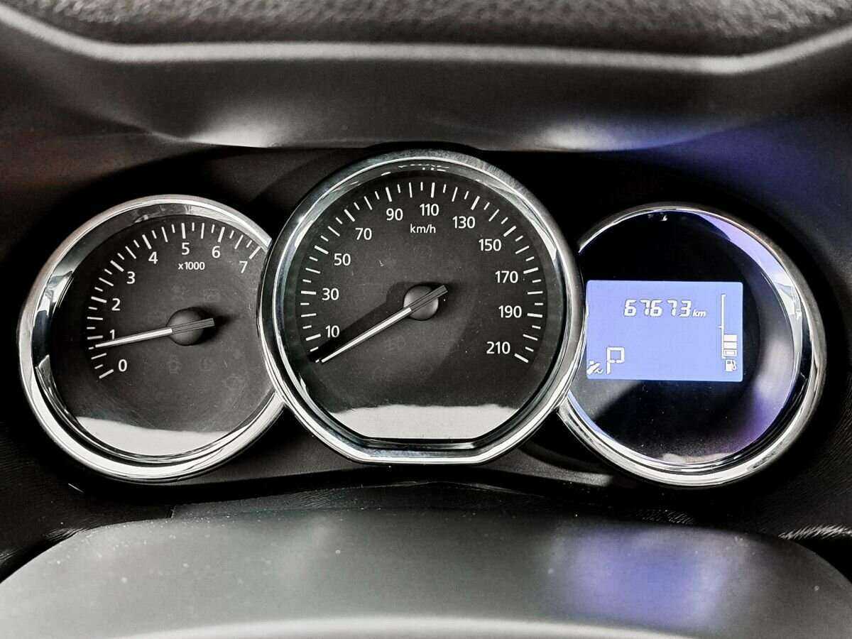 Nissan Terrano 2017 года с пробегом. Фото: #6