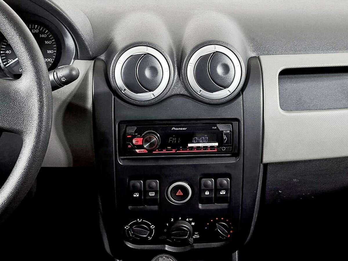 Lada (ВАЗ) Largus 2019 года с пробегом. Фото: #12