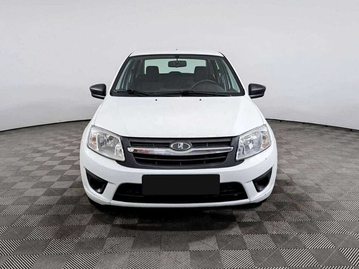 Б/У Лада (ВАЗ) Гранта 2017 года. Фото: #1